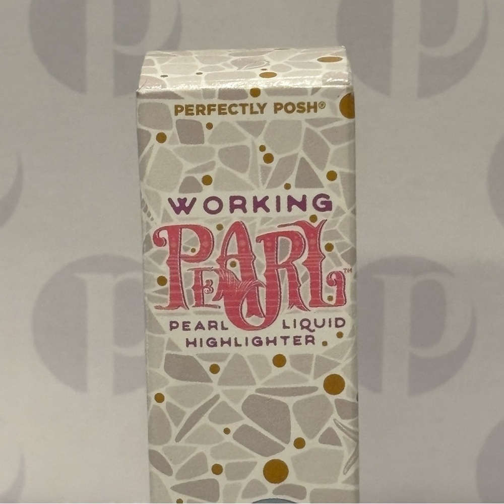 Perfectly Posh Working Pearl - Pearl Liquid Highlighter